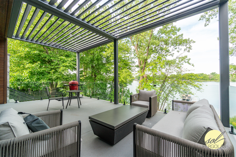 Luxe Pergola 2